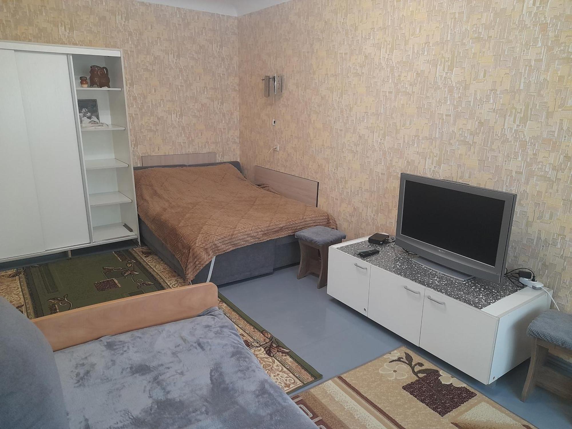 Квартира Біля Парку На Княгині Ольги 13 リウネ エクステリア 写真